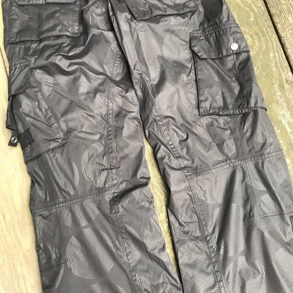 Burton Black Ski Snowboard Winter Pants - Picture 11 of 15